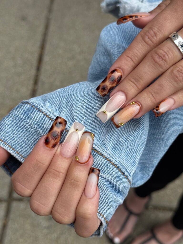 nail salon Main St